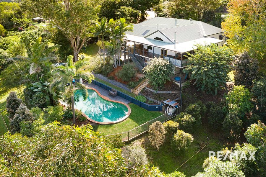 24 Garrawin Court, Clear Mountain QLD 4500, Image 1