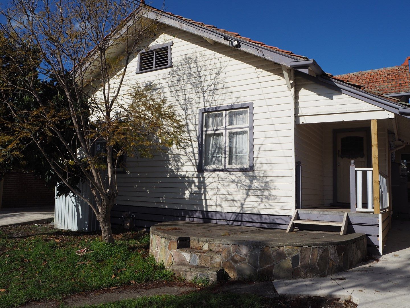 4 bedrooms House in 2 Oberon Street COBURG VIC, 3058