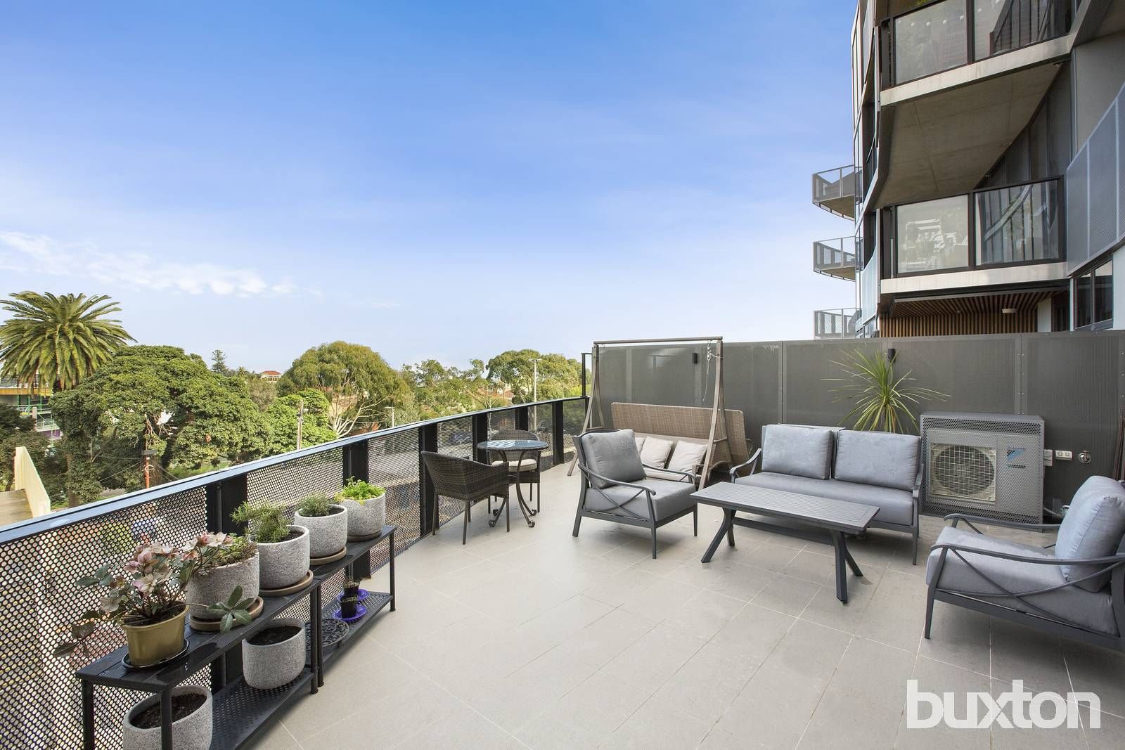 305/12 Railway Walk North, Hampton VIC 3188, Image 0