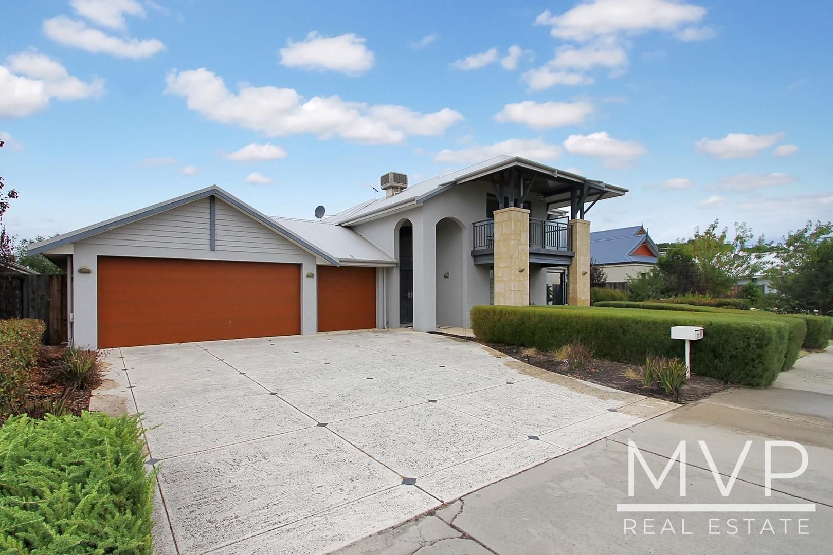 31 Harmony Avenue, Atwell WA 6164, Image 1