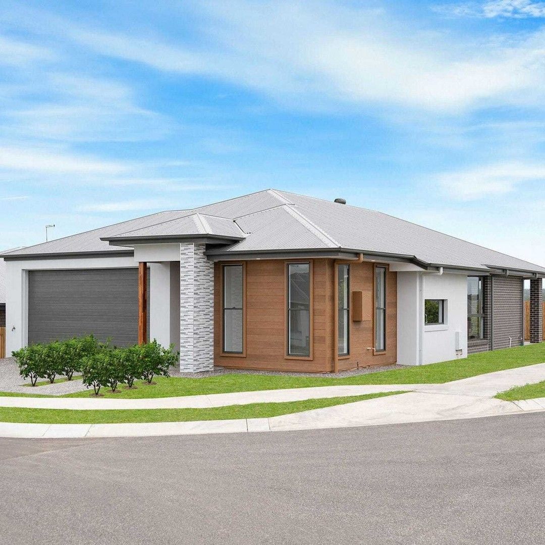 4 bedrooms House in 1 Nerang Rd SOUTH RIPLEY QLD, 4306