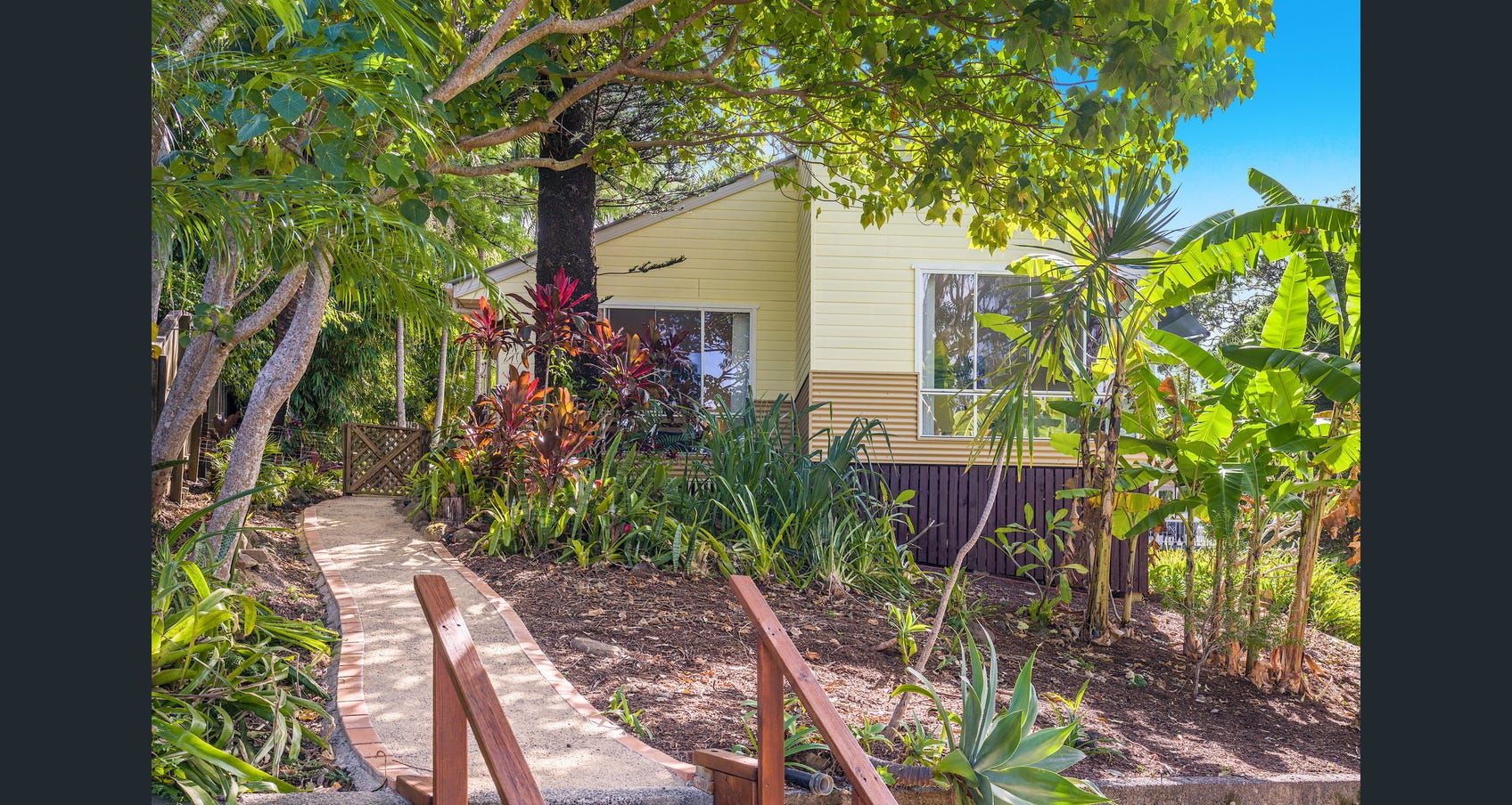 13A Yamble Dr, Ocean Shores NSW 2483 House For Rent Domain