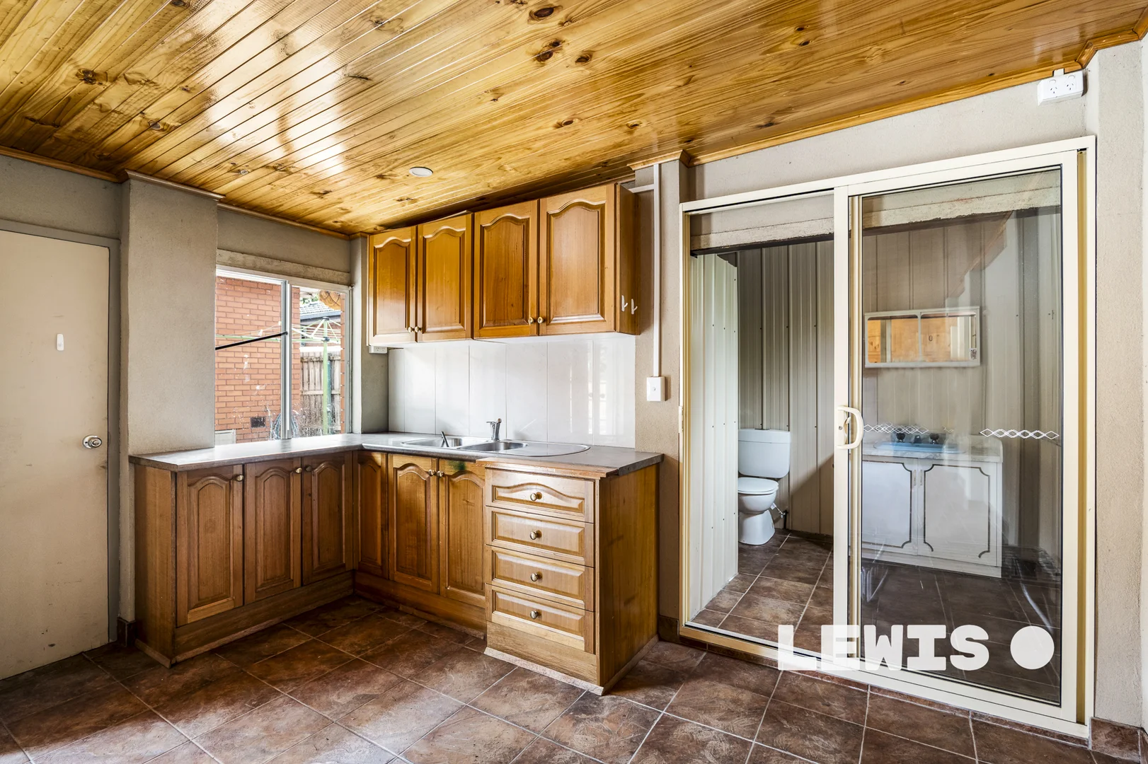 Additional image 17 of 102 Radford Road, Reservoir VIC 3073