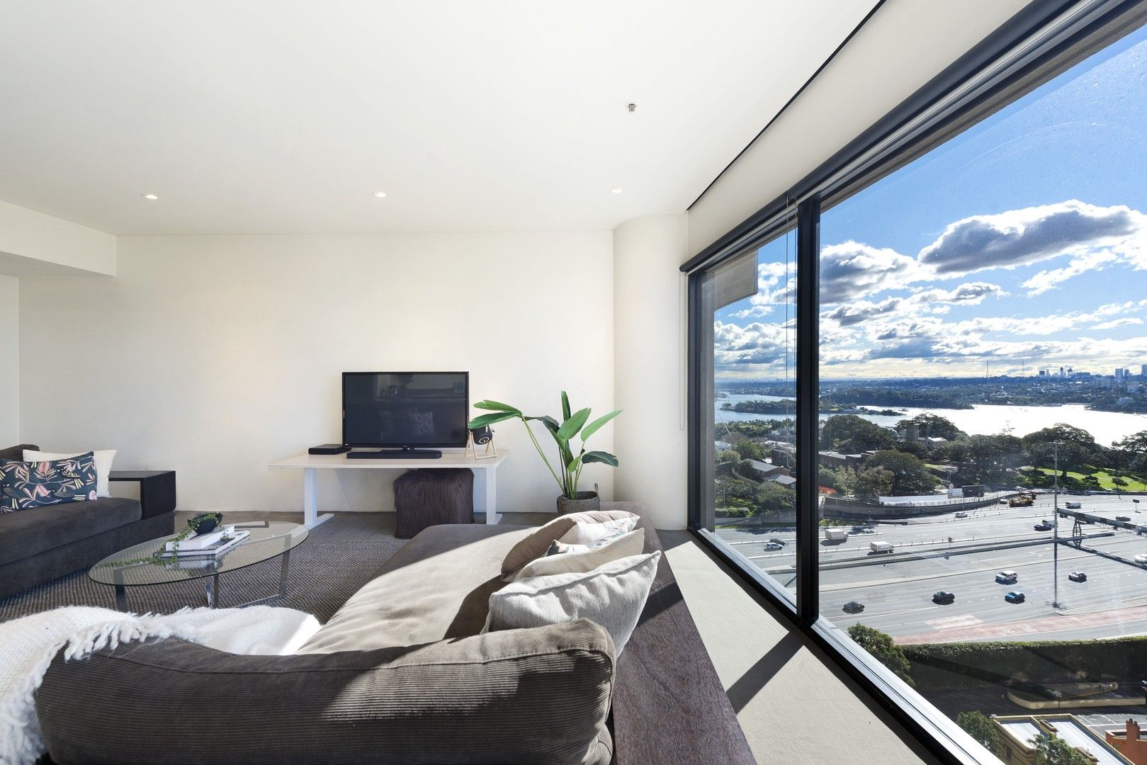 2 bedrooms Apartment / Unit / Flat in 1802/129 Harrington Street SYDNEY NSW, 2000