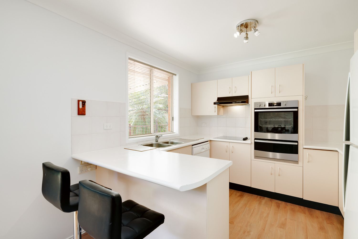 33 Orinda Avenue, North Gosford NSW 2250 House For Rent Domain