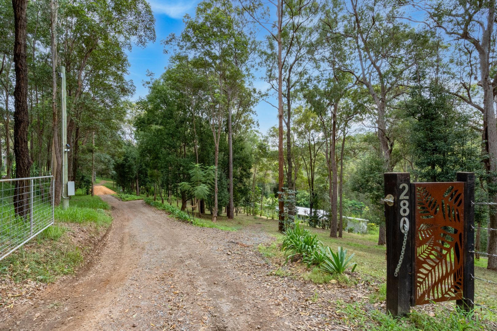 280 Rosemount Drive, Willow Vale QLD 4209 Domain