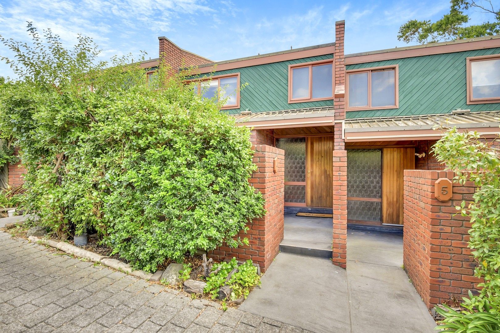 3 bedrooms Townhouse in 1/71-73 James Street NORTHCOTE VIC, 3070