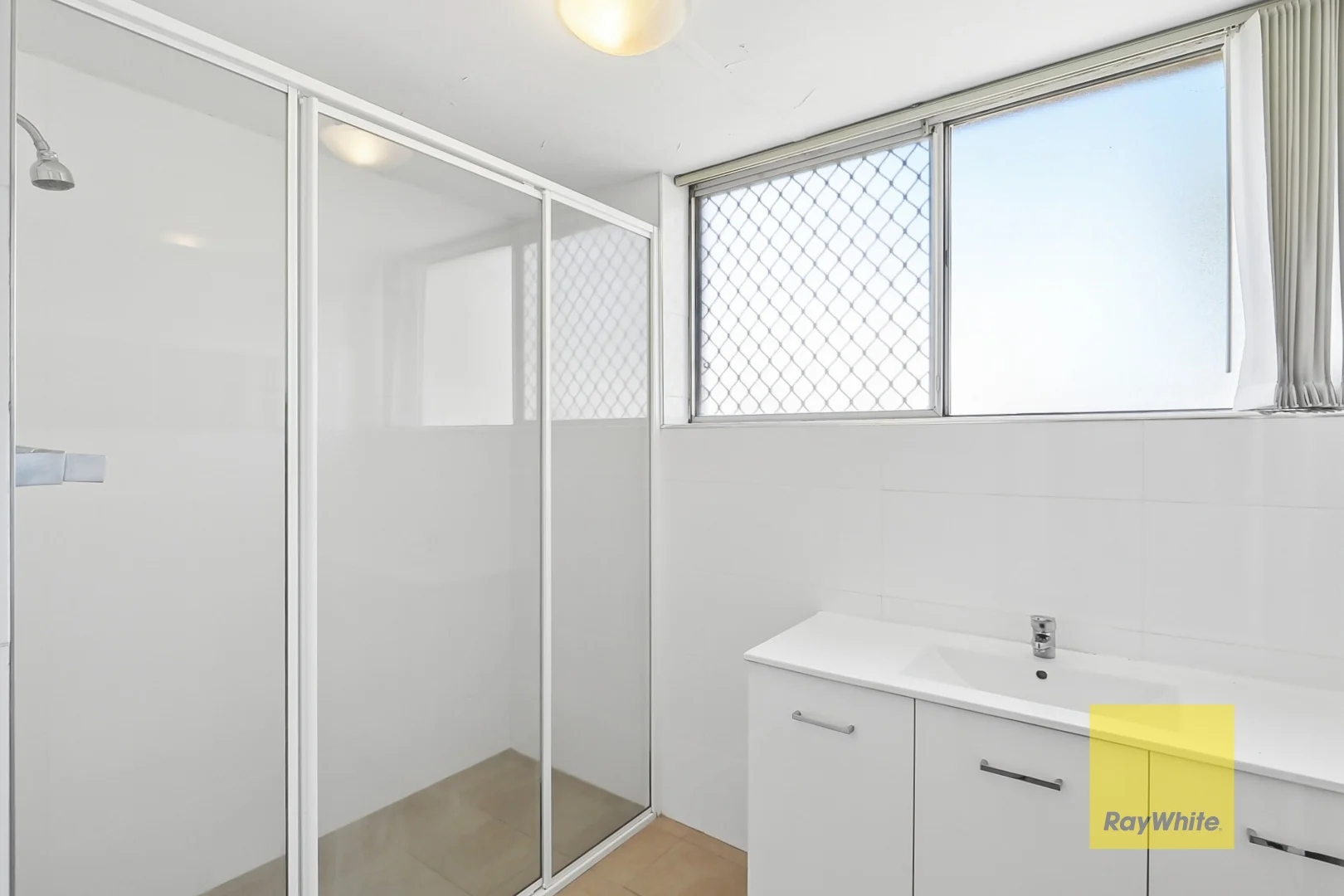 Additional image 15 of 2/71 Golf View Street, Yokine WA 6060