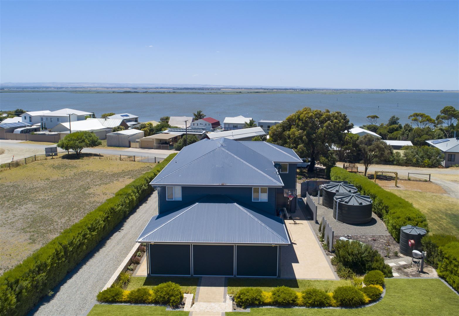 3 Sidney Parade, Hindmarsh Island SA 5214, Image 2