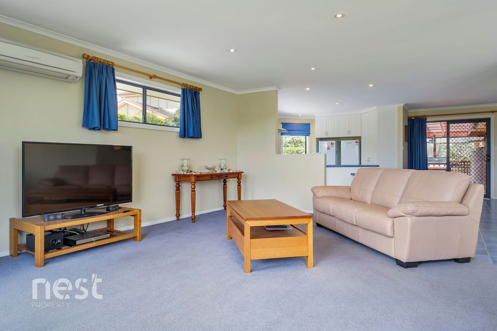 1 Wynnstay Court, Blackmans Bay TAS 7052, Image 2