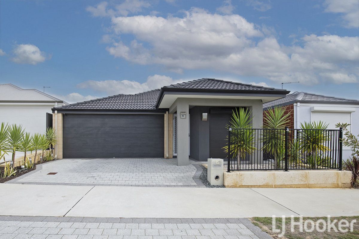 15 Hawdon Road, Lakelands WA 6180, Image 0