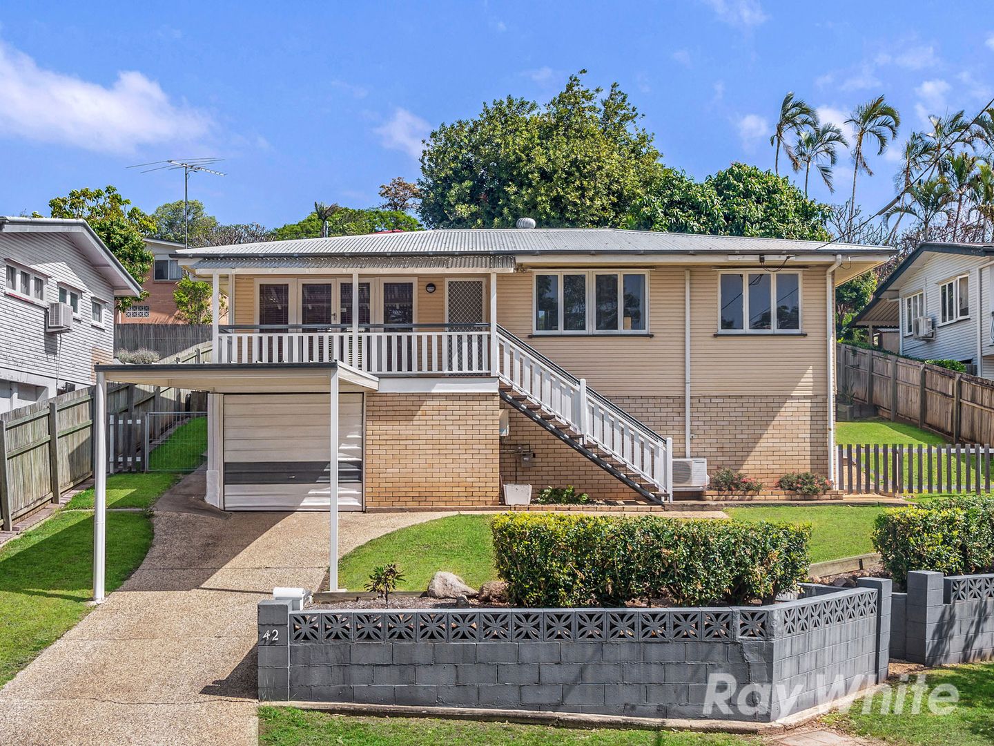 42 Aldren Street, Stafford Heights Property History & Address