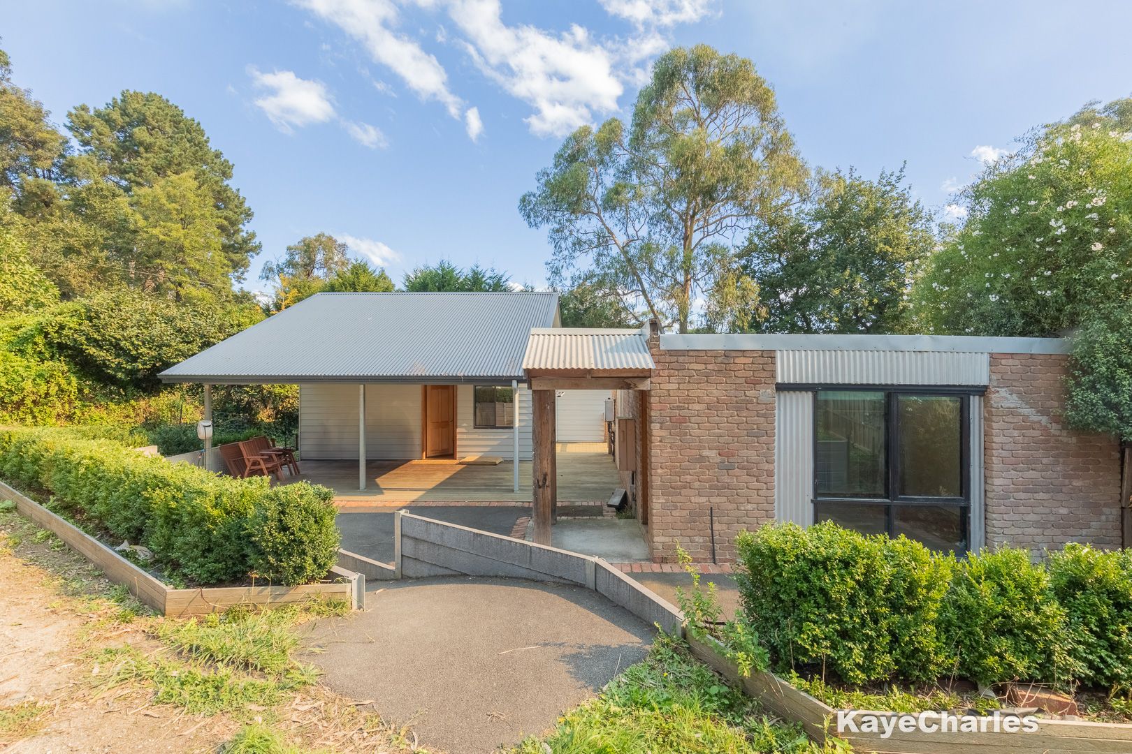 53 Belgrave-Gembrook Road, Cockatoo VIC 3781, Image 0