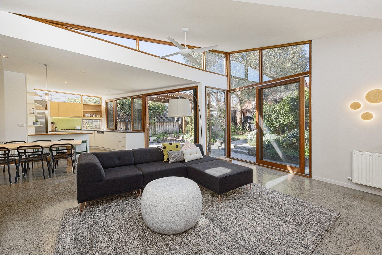 4 bedrooms House in 19 Mitchell Street ST KILDA VIC, 3182