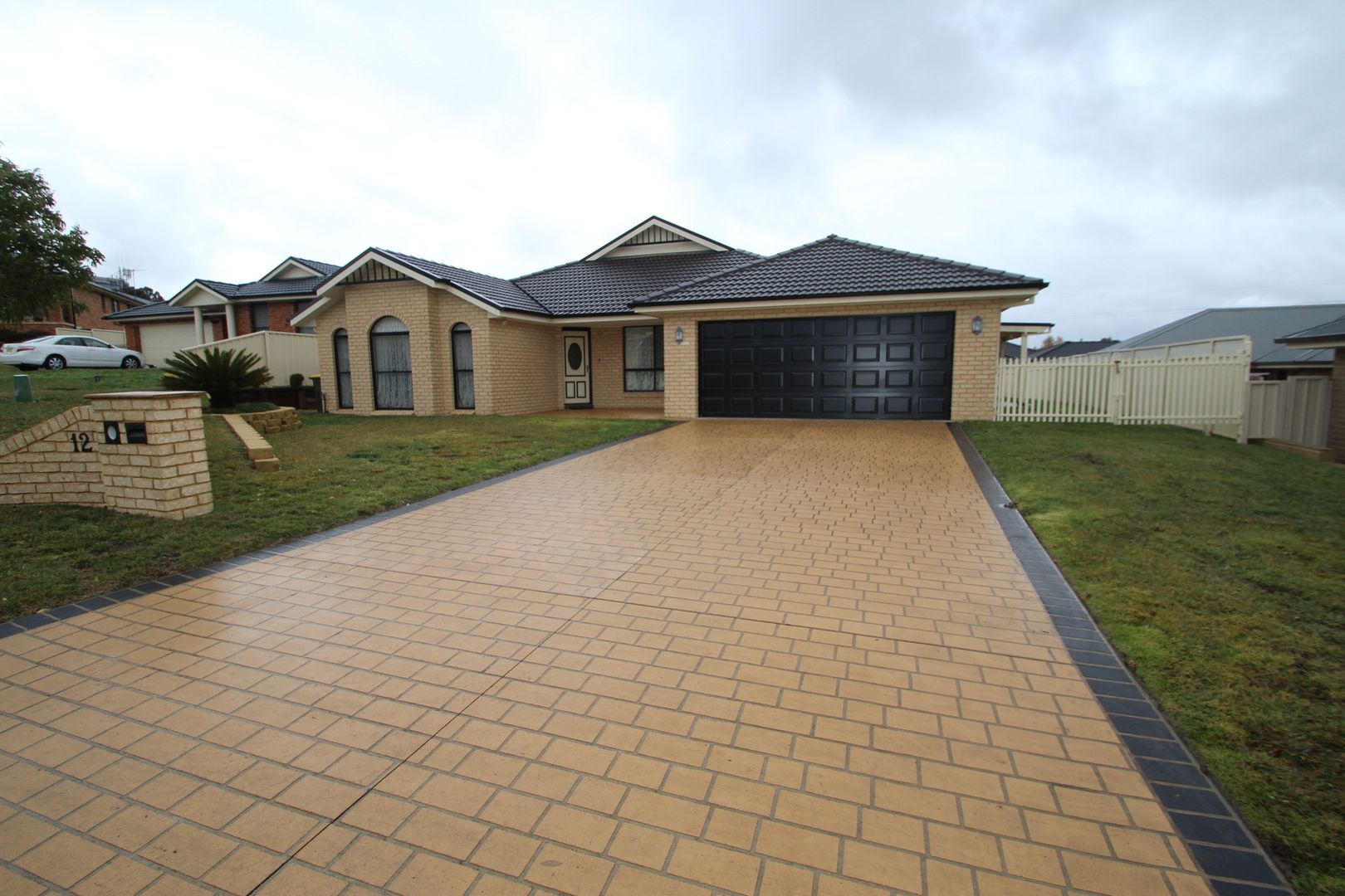 Orange NSW 2800 4 beds house for Rent, 1000 per week 13339941 Domain