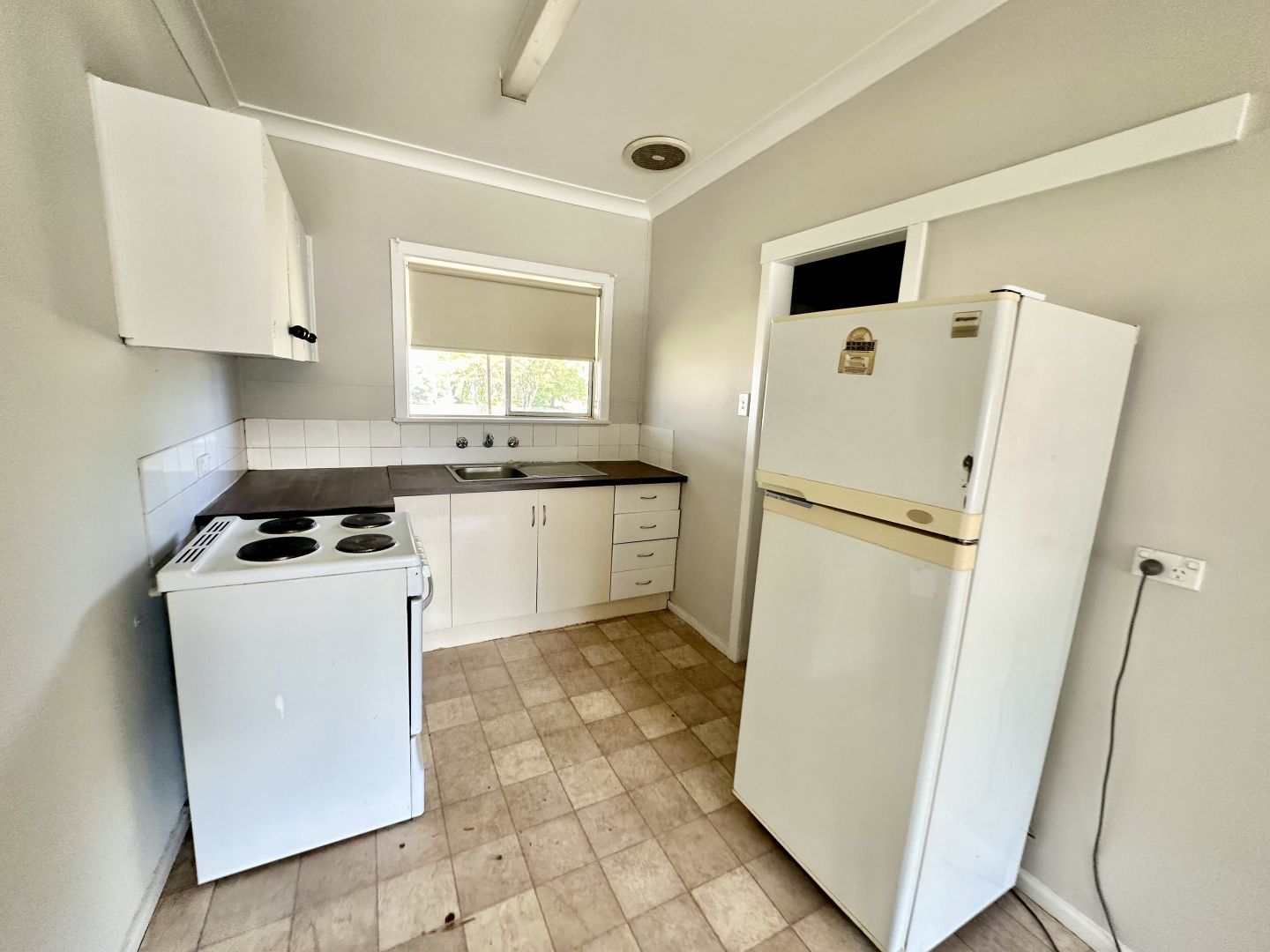 2/416 BELMORE STREET, Hay NSW 2711 Apartment For Rent Domain