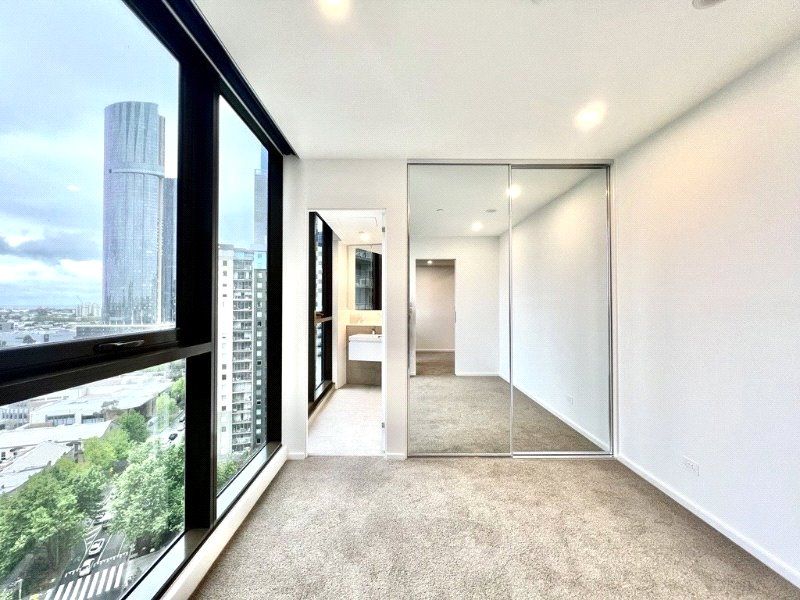 2 bedrooms Apartment / Unit / Flat in 4004/81 City Road SOUTHBANK VIC, 3006