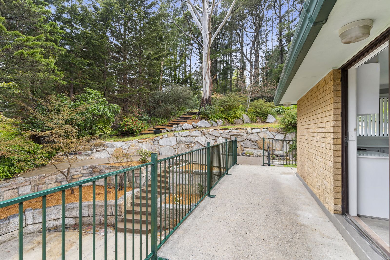 5 bedrooms House in 5 Highland Street LEURA NSW, 2780