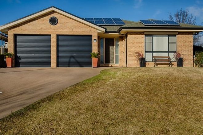 Picture of 9 Acer Place, LITHGOW NSW 2790