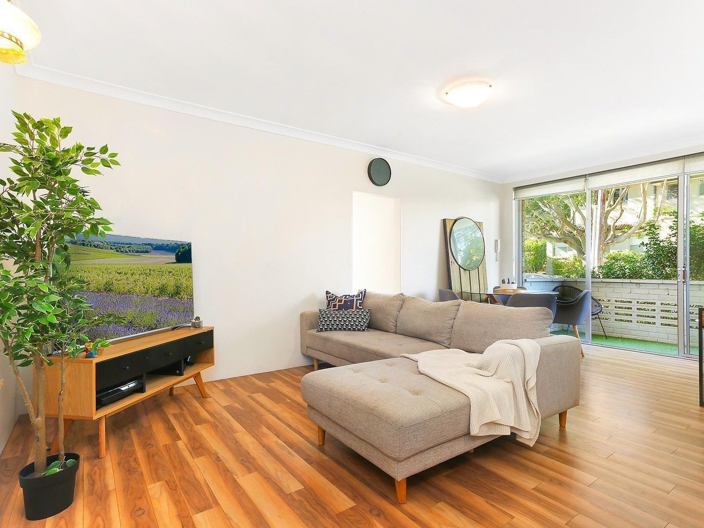 2 bedrooms Apartment / Unit / Flat in 2/37-39 The Avenue ROSE BAY NSW, 2029