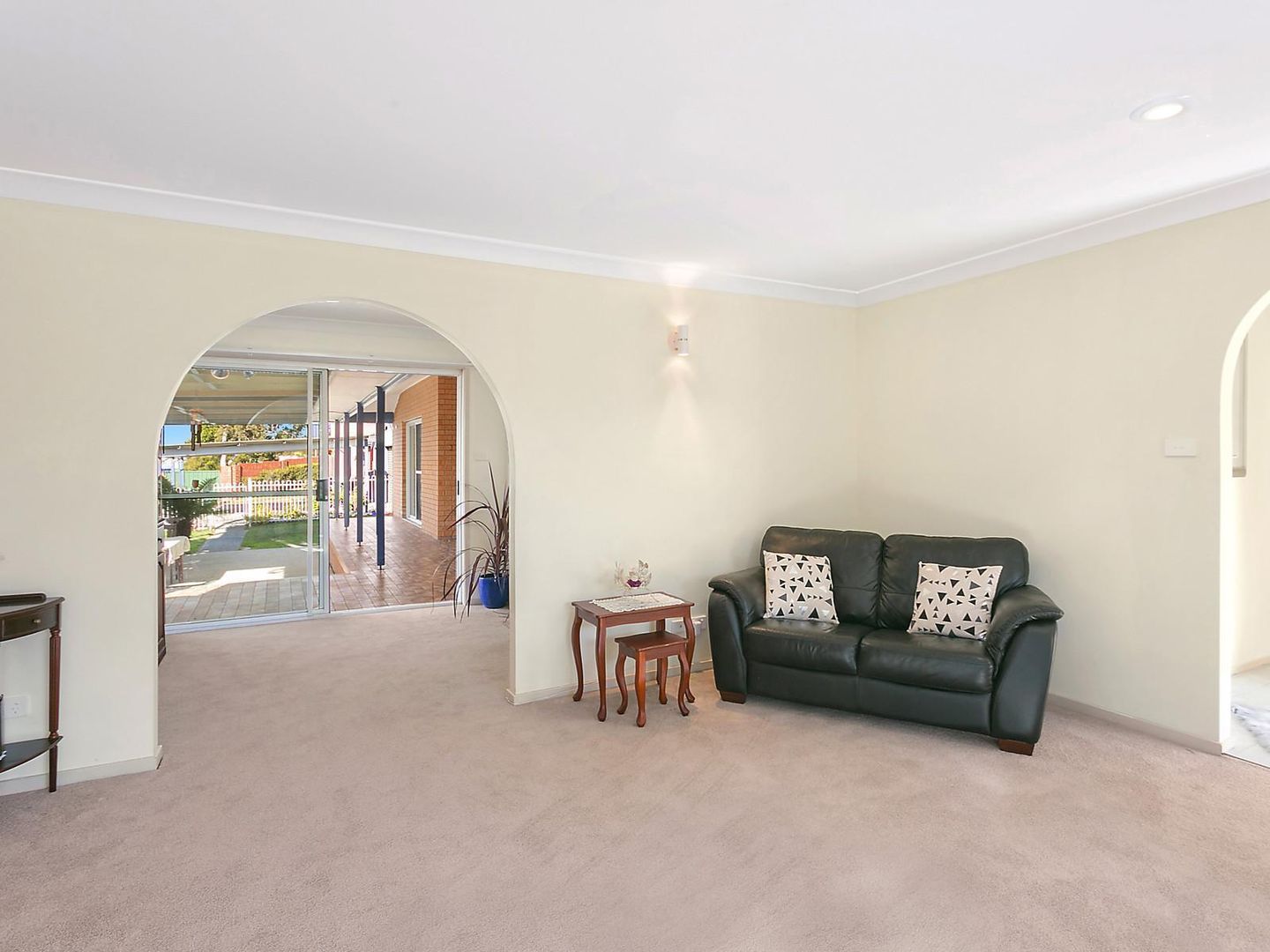 27 Pacific Highway, Lake Haven NSW 2263, Image 2