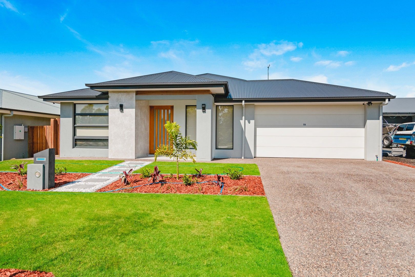 4 bedrooms House in 54 Kosciuszko Circuit PIMPAMA QLD, 4209