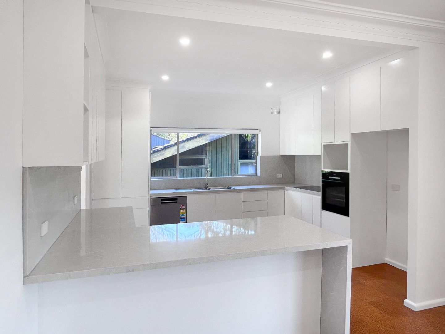 5 bedrooms House in 59 Ballyshannon Road KILLARNEY HEIGHTS NSW, 2087