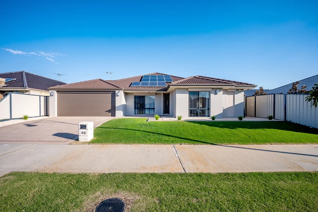 45 Still Meadow Turn, Meadow Springs WA 6210