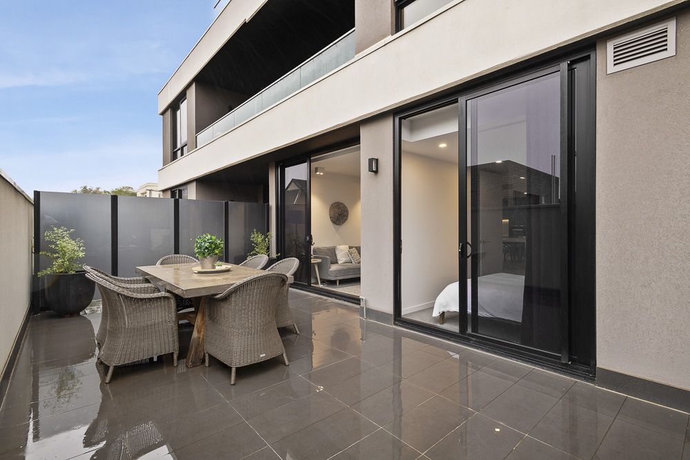 2 bedrooms Apartment / Unit / Flat in 109/38 Cunningham Street SOUTH YARRA VIC, 3141
