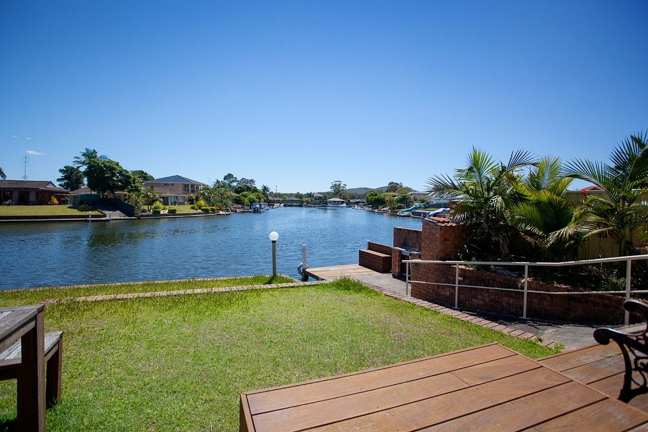 27 Cavill Avenue, Forster NSW 2428, Image 0