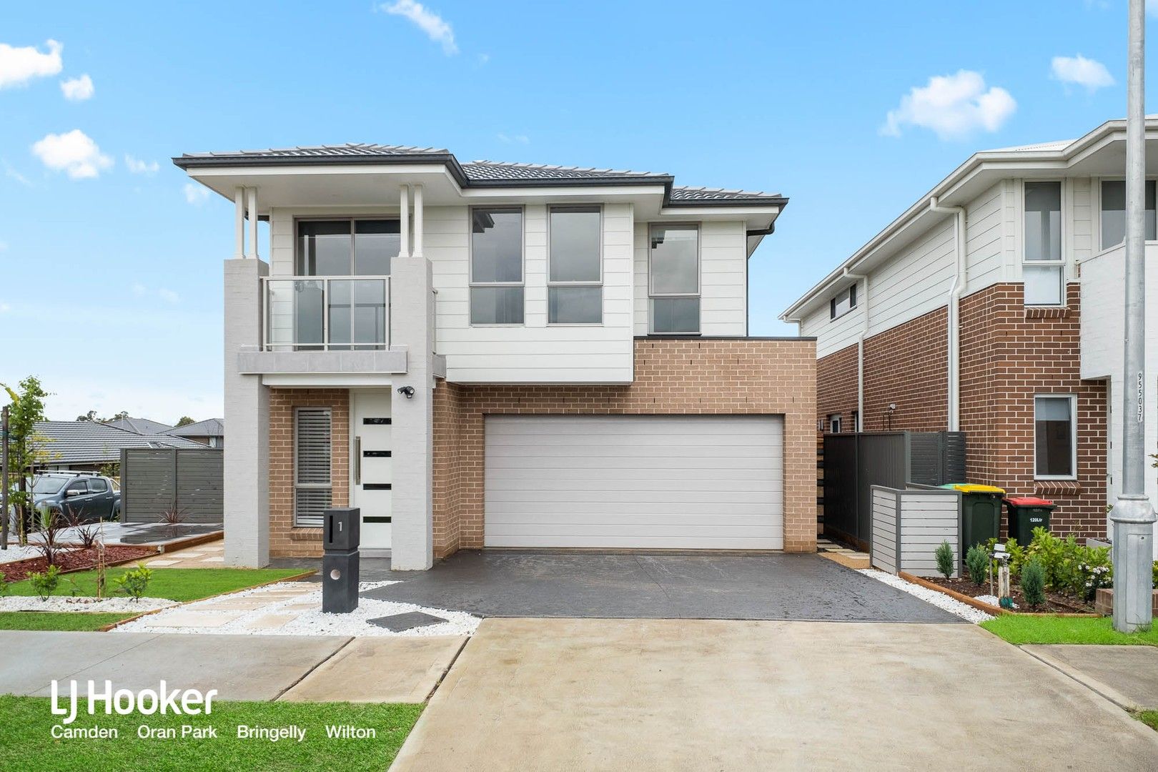 4 bedrooms House in 1 Brangus Loop ORAN PARK NSW, 2570