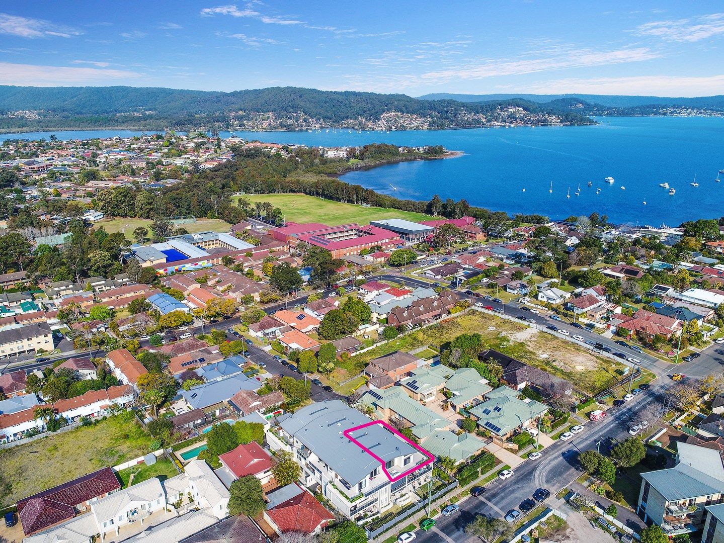 18/187189 Albany Street, Point Frederick Property History & Address