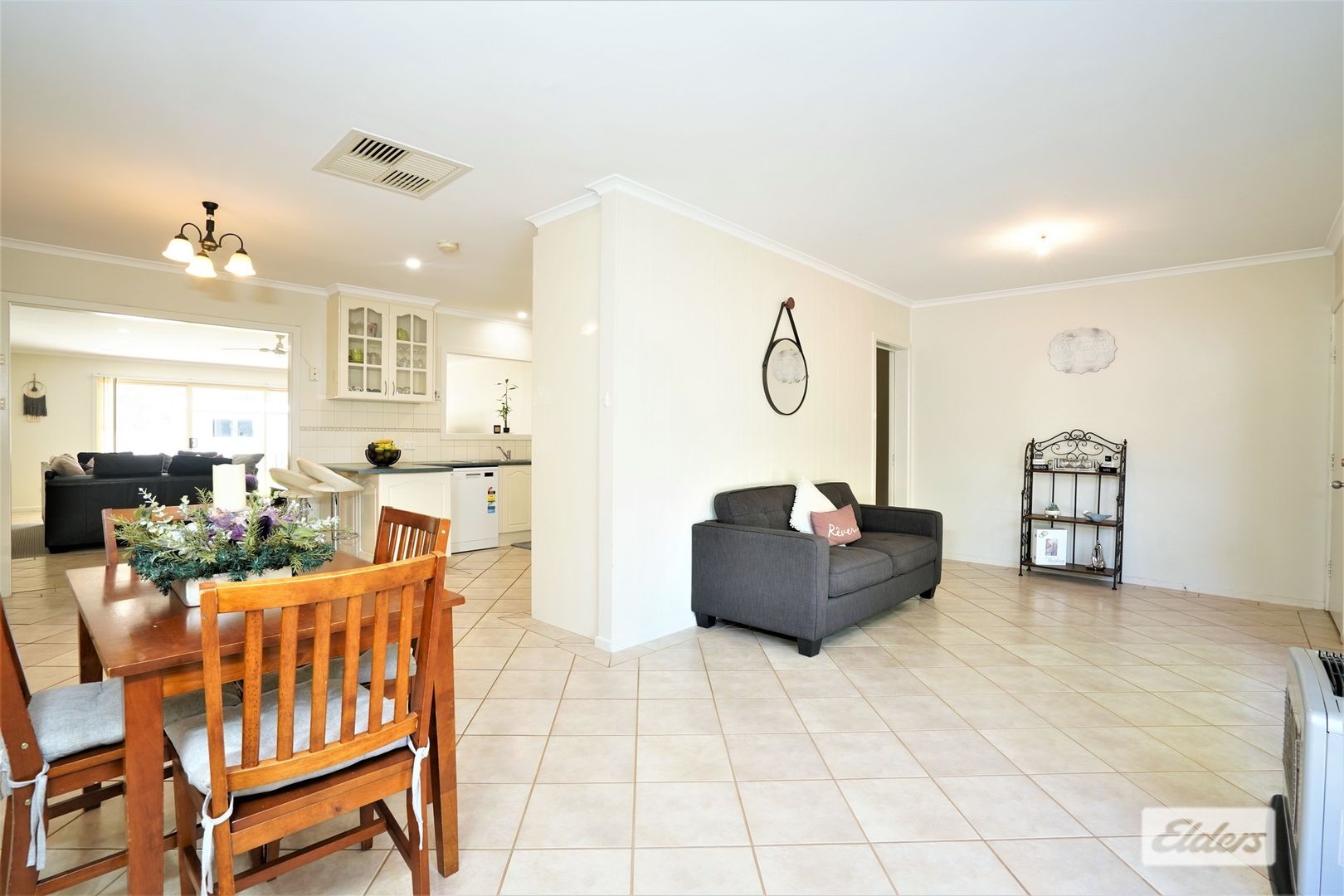 12 Richards Street, Beelbangera NSW 2680, Image 2