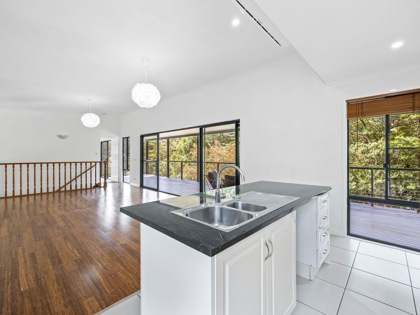 1/10 Honeysuckle Lane, Maleny QLD 4552, Image 2