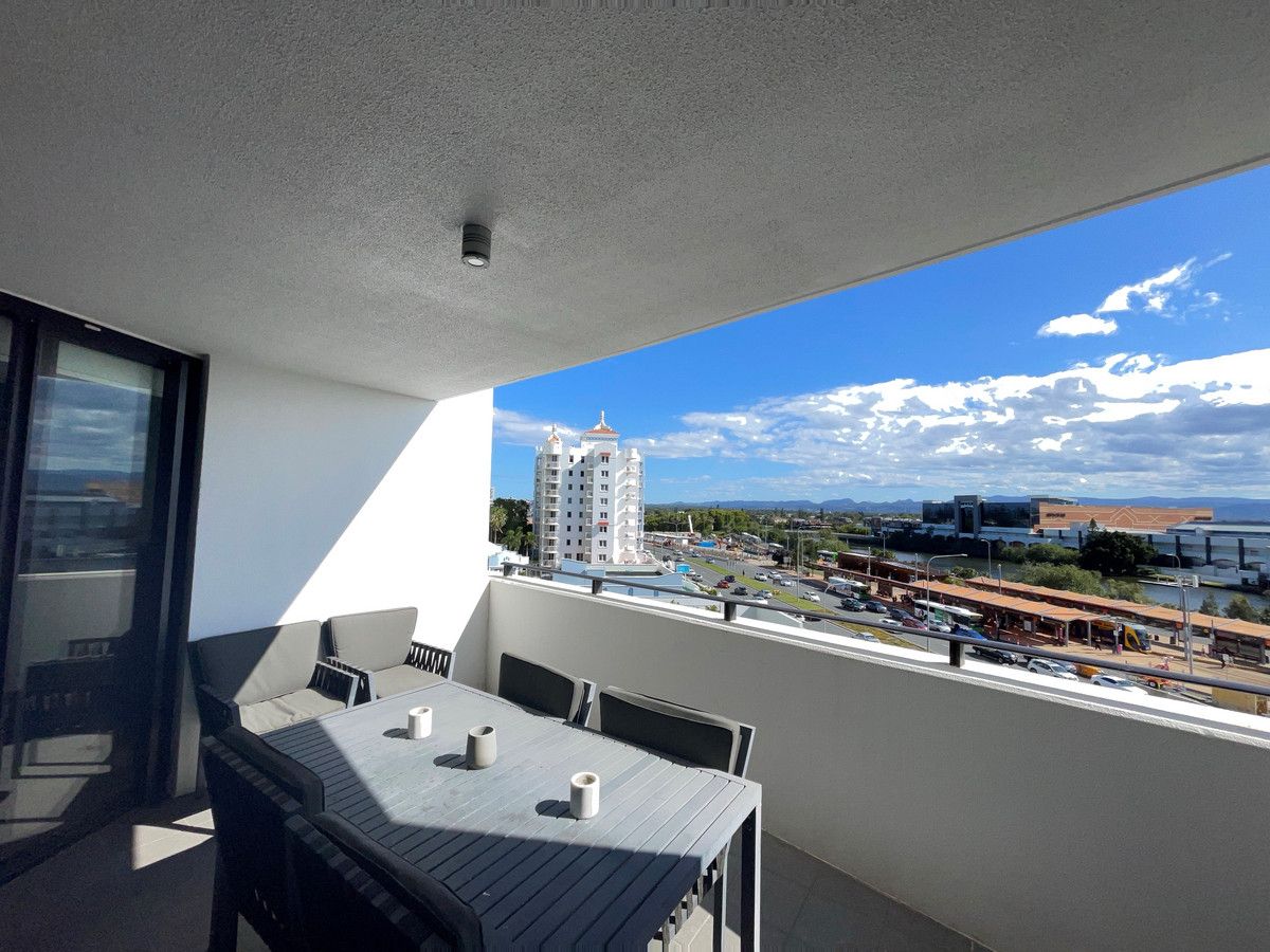 1 bedrooms Apartment / Unit / Flat in 609/22 Surf Parade BROADBEACH QLD, 4218