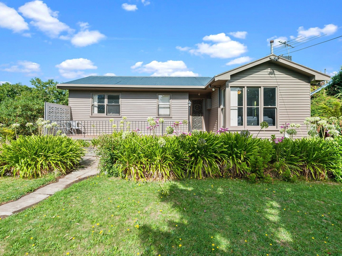 1/12 Penguin Drive, Glenorchy TAS 7010 House For Rent 560 Domain