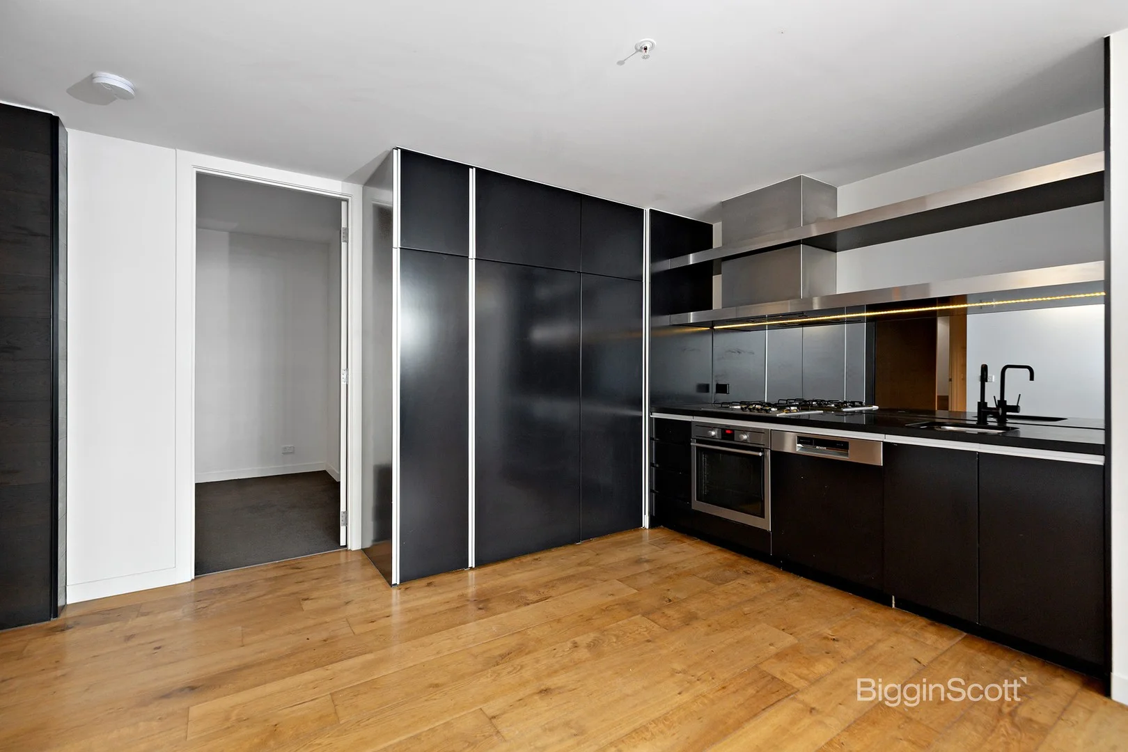 Additional image 2 of 402/25 Wilson Street, South Yarra VIC 3141