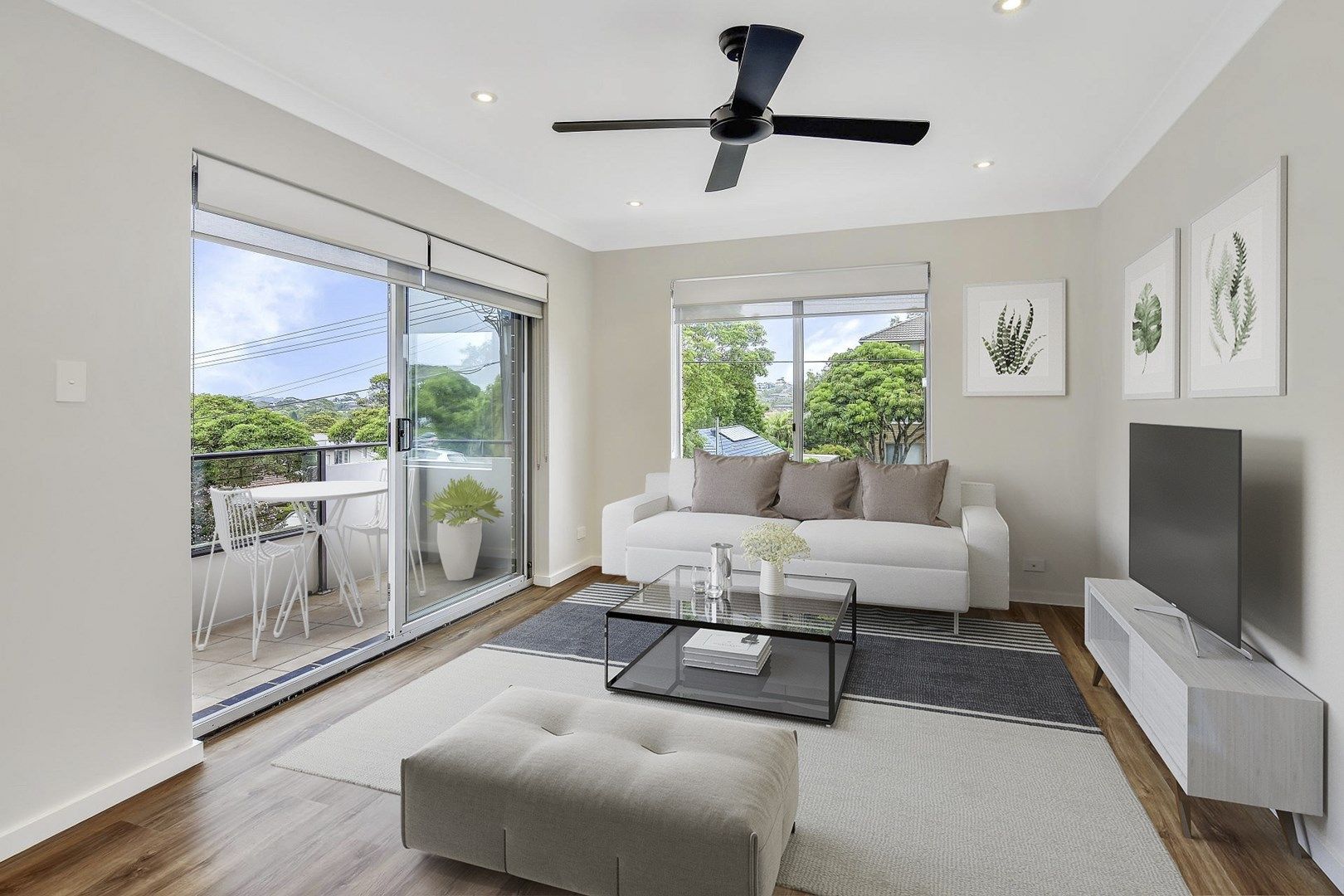 2 bedrooms Apartment / Unit / Flat in 2/33 Foam Street FRESHWATER NSW, 2096