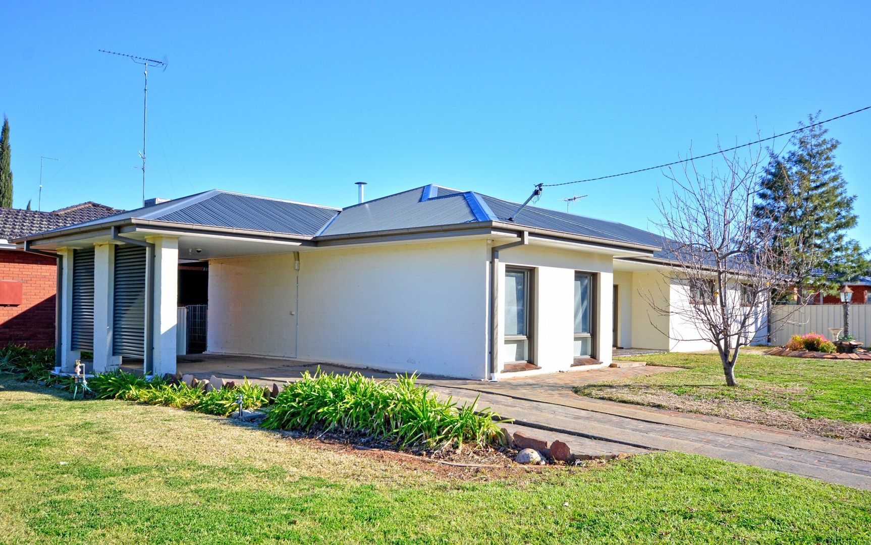 14 Blumer Ave, Griffith NSW 2680, Image 0