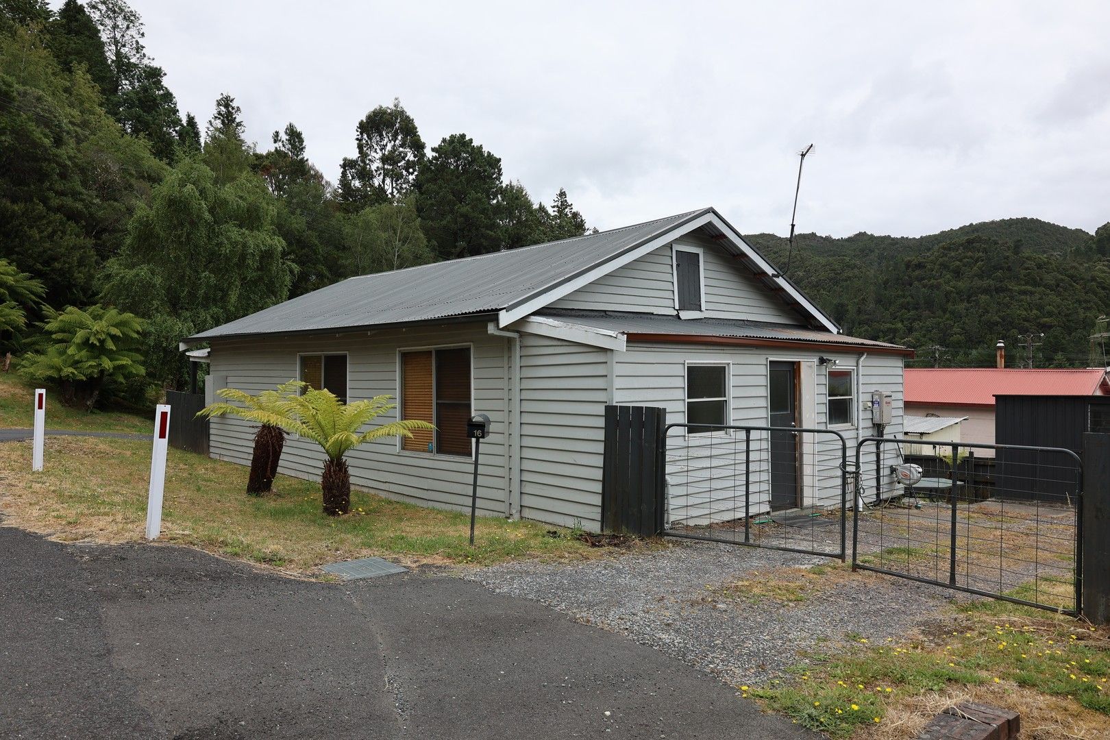 16 Knox Street, Queenstown TAS 7467, Image 0