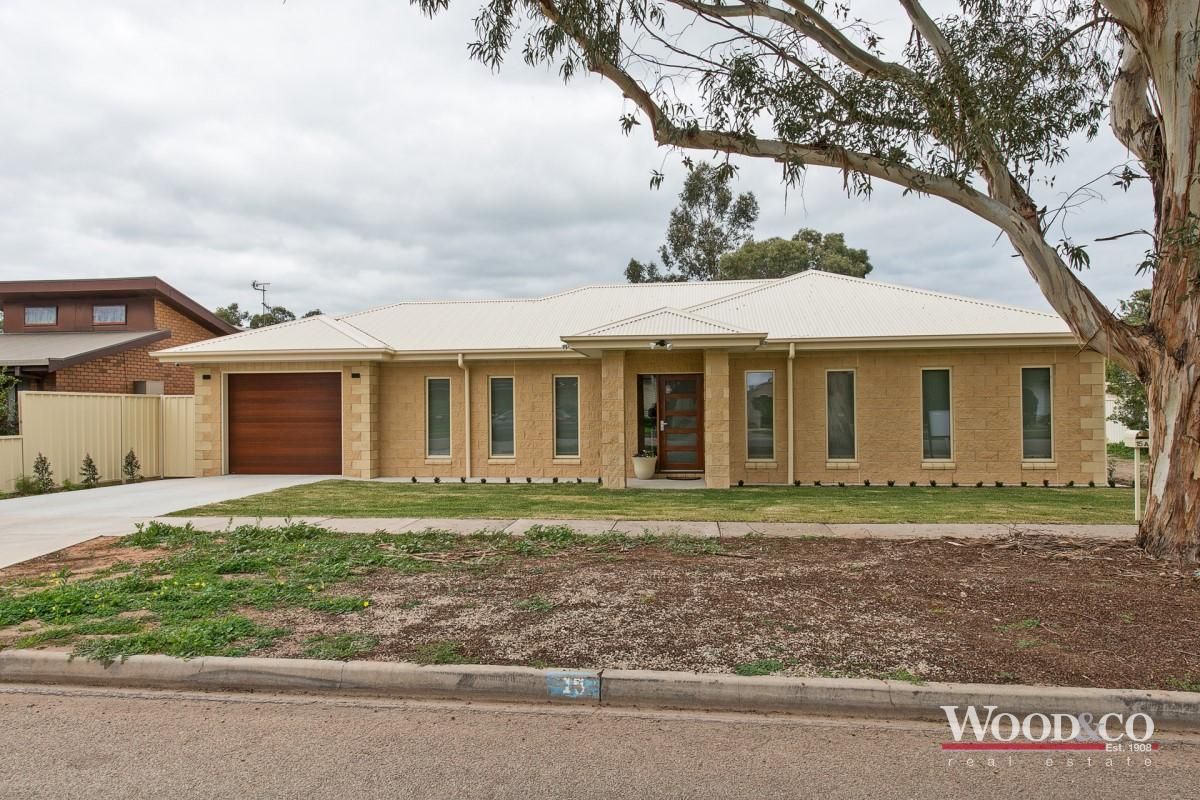 15a Naretha Street, Swan Hill VIC 3585, Image 1