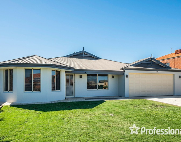 44 Weymouth Boulevard, Quinns Rocks WA 6030