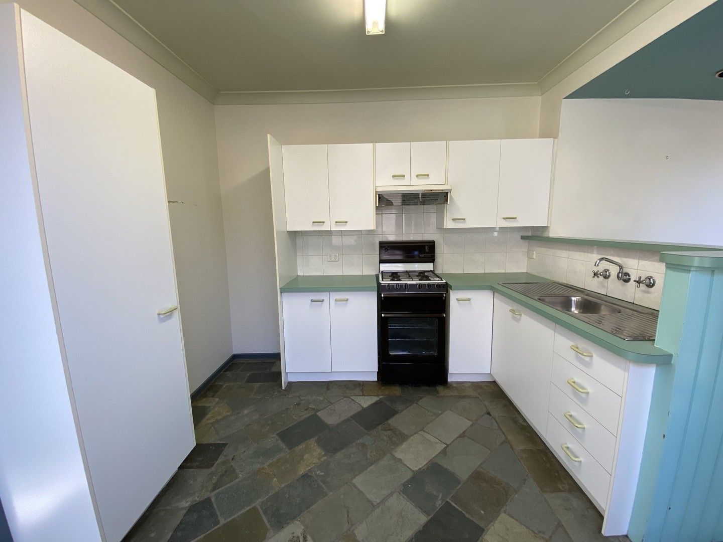 2 bedrooms Apartment / Unit / Flat in 1/16 Brunker Road BROADMEADOW NSW, 2292