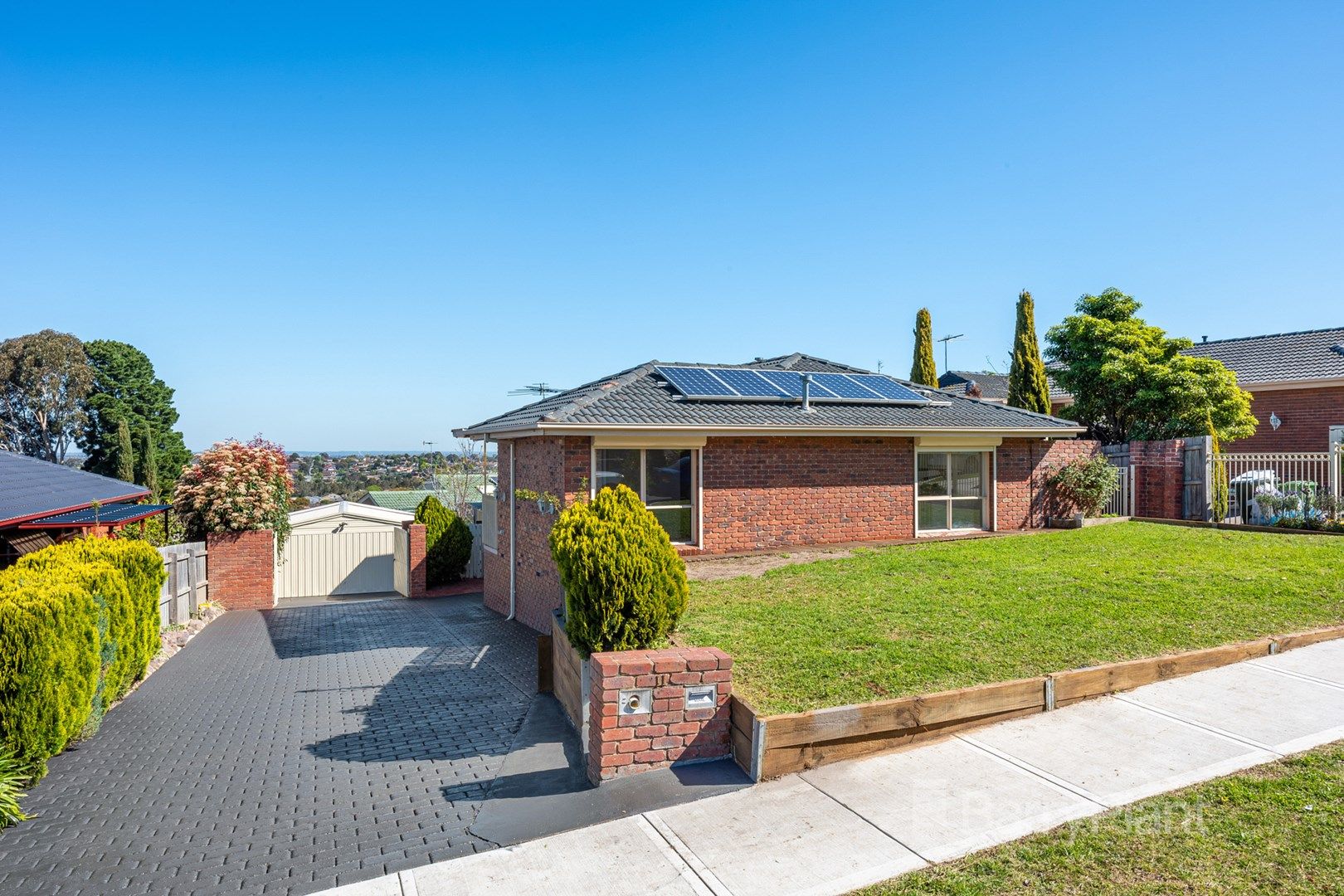 11 Oxley Way, Endeavour Hills VIC 3802, Image 0