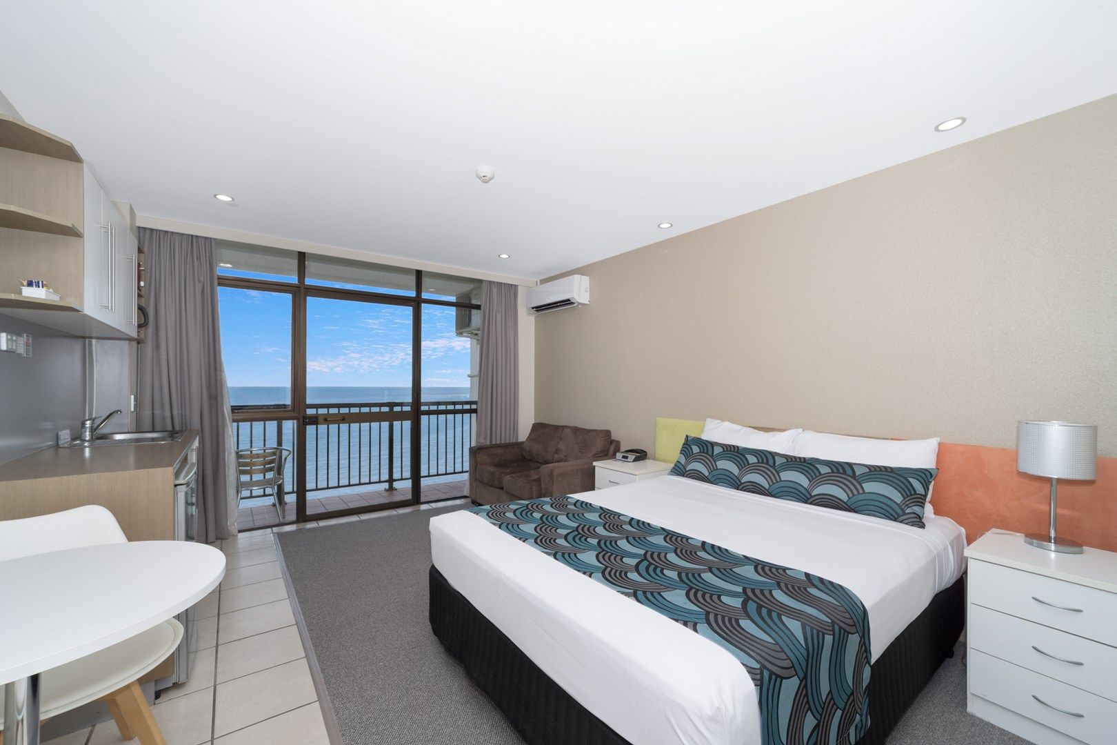 1309/75 The Strand, North Ward QLD 4810, Image 0