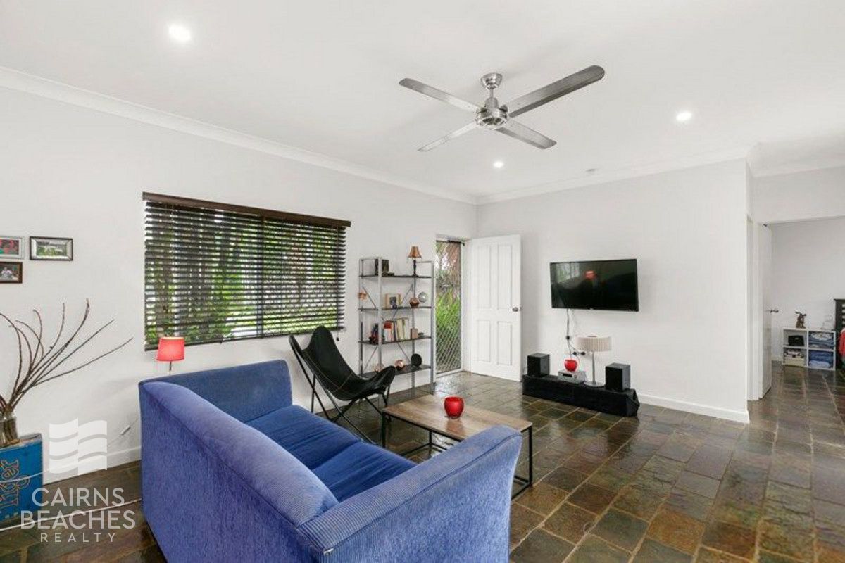 2/8 Portsea Crescent, Kewarra Beach QLD 4879, Image 2