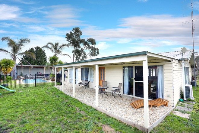 Picture of 90 Whitegate Rd, HIGH CAMP VIC 3764