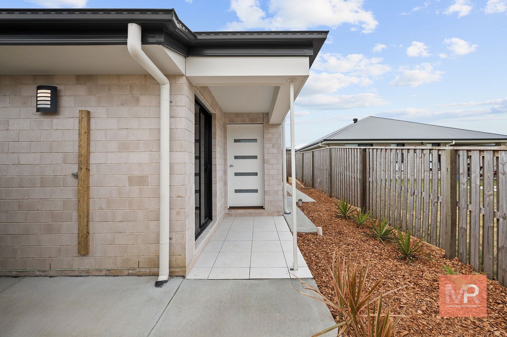 2 bedrooms Apartment / Unit / Flat in 1 Mulberry Circuit GLENEAGLE QLD, 4285