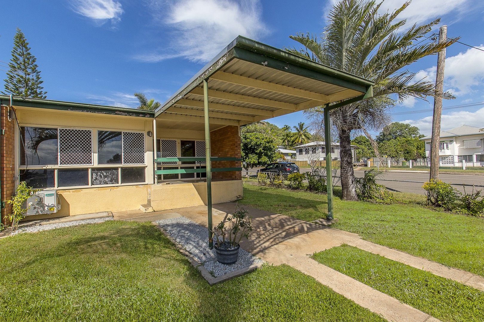 2 bedrooms Apartment / Unit / Flat in 4/21 Harold Street WEST END QLD, 4810