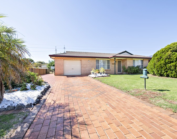 5 John Glenn Place, Dubbo NSW 2830